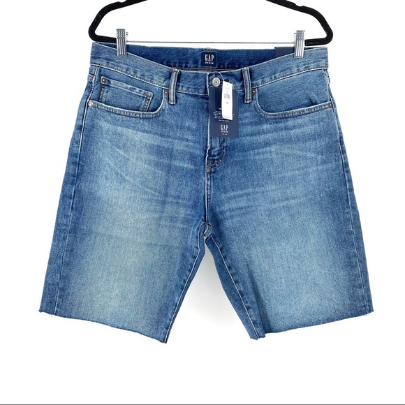 Gap Men's Slim Fit Denim Shorts w/ Raw Hem - 34 - Picture 2 of 6